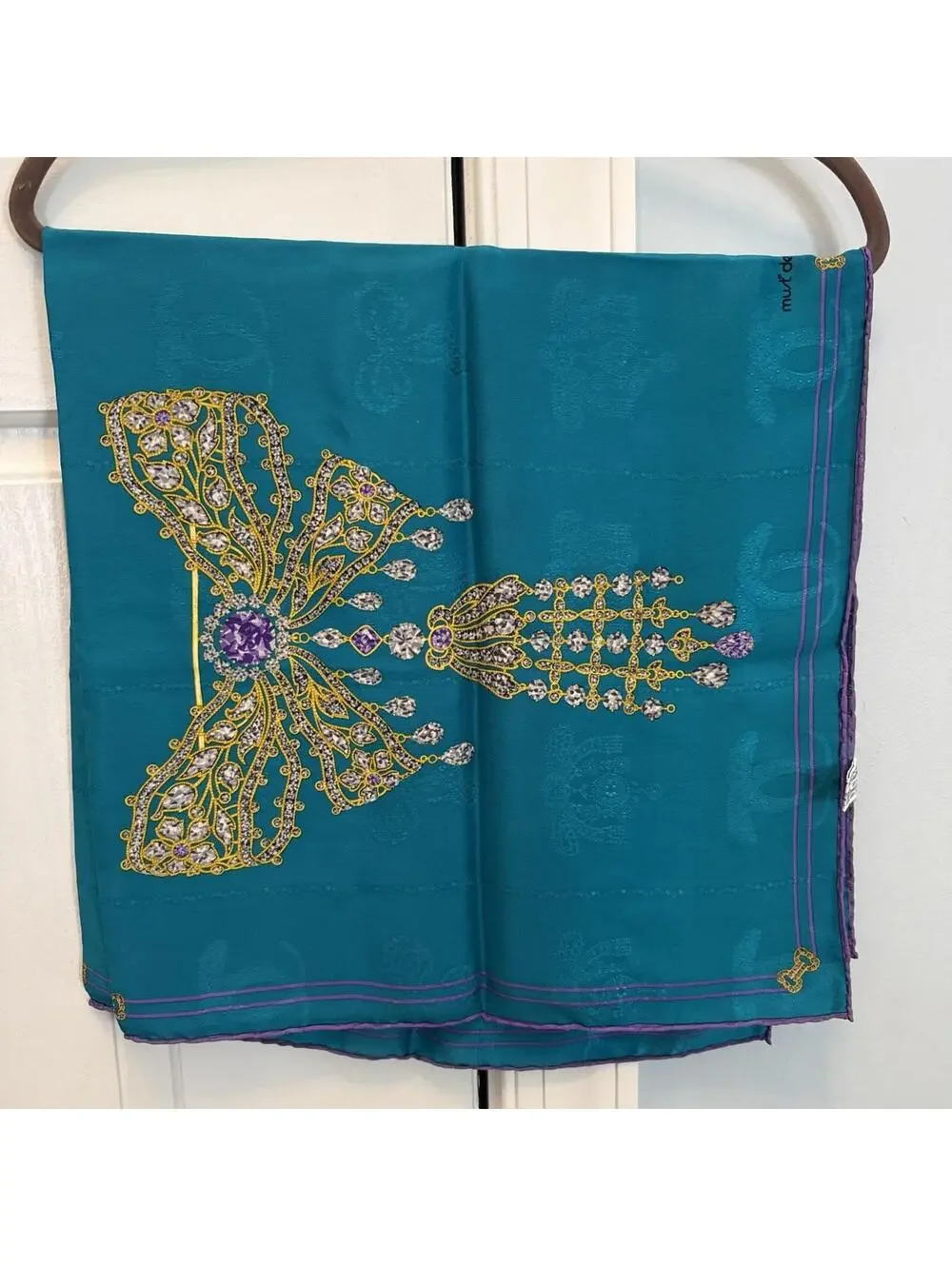 Must De Cartier Silk Scarf 33 In. With Box